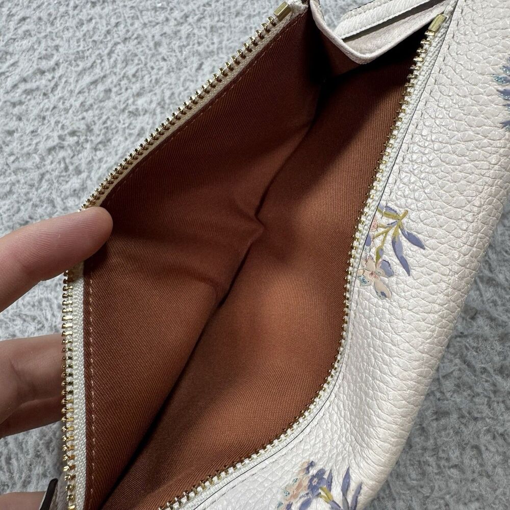 NWOT Coach Slim Envelope Wallet Wild Meadow Print - Picture 6 of 11